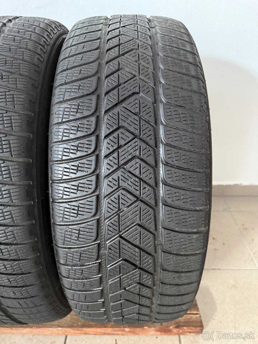 Zimné pneumatiky 235/60/18 Pirelli Scorpion Winter MO - 4