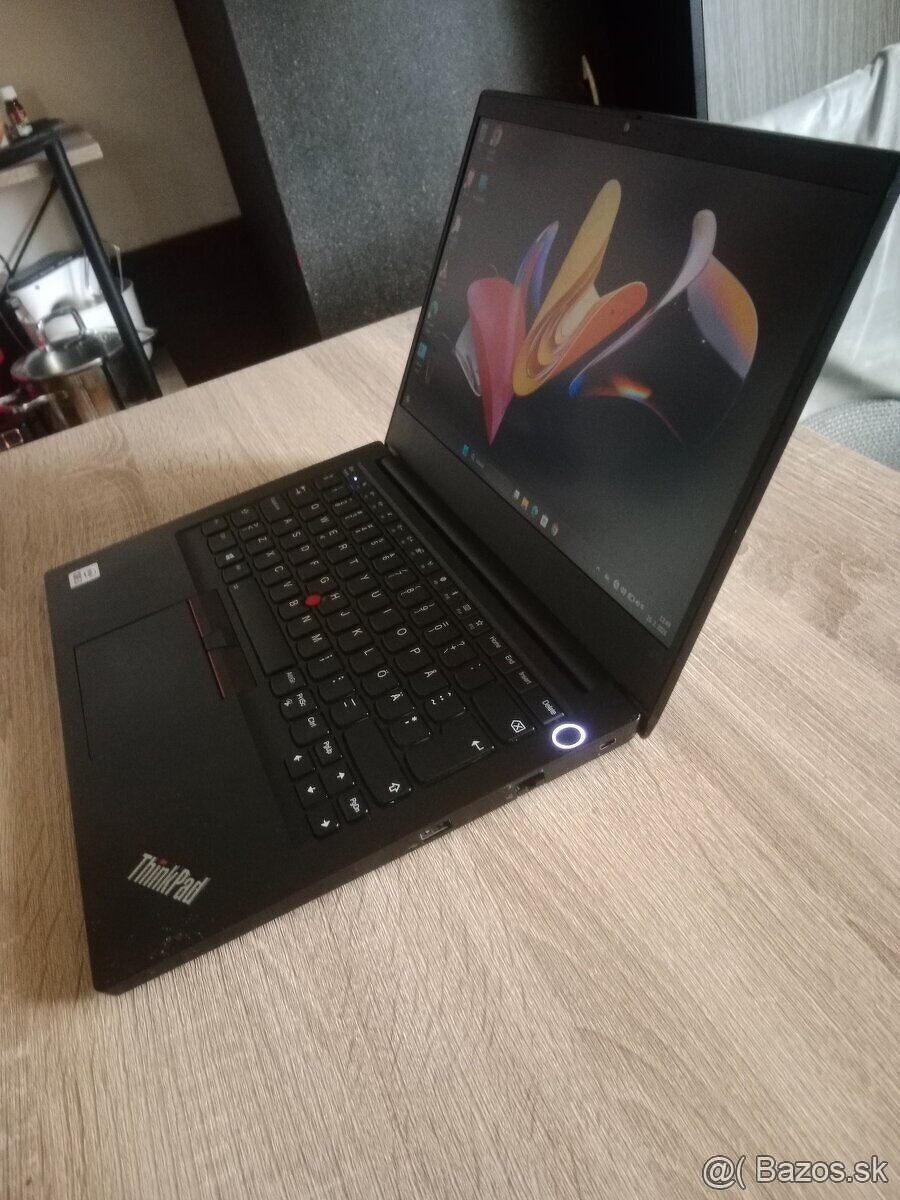 14" notebook Lenovo thinkpad E14 / 8GB/256GB Super stav - 4