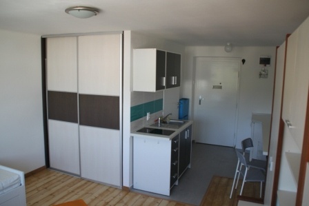 Prenajom 1 izb byt v centre - 4