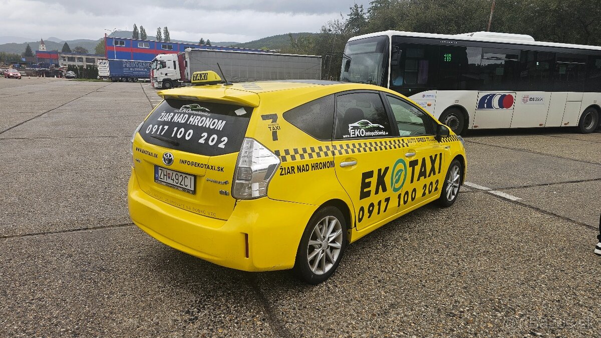Toyota Prius Plus + LPG - 4