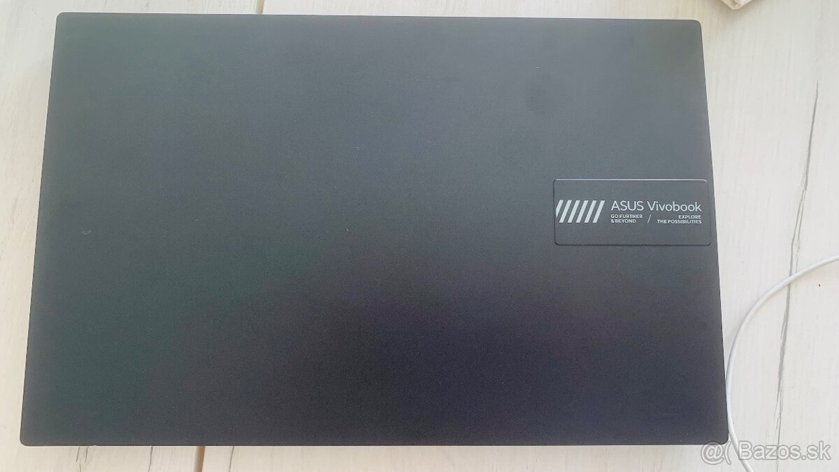 Asus Vivobook Go15 E1504G - 4