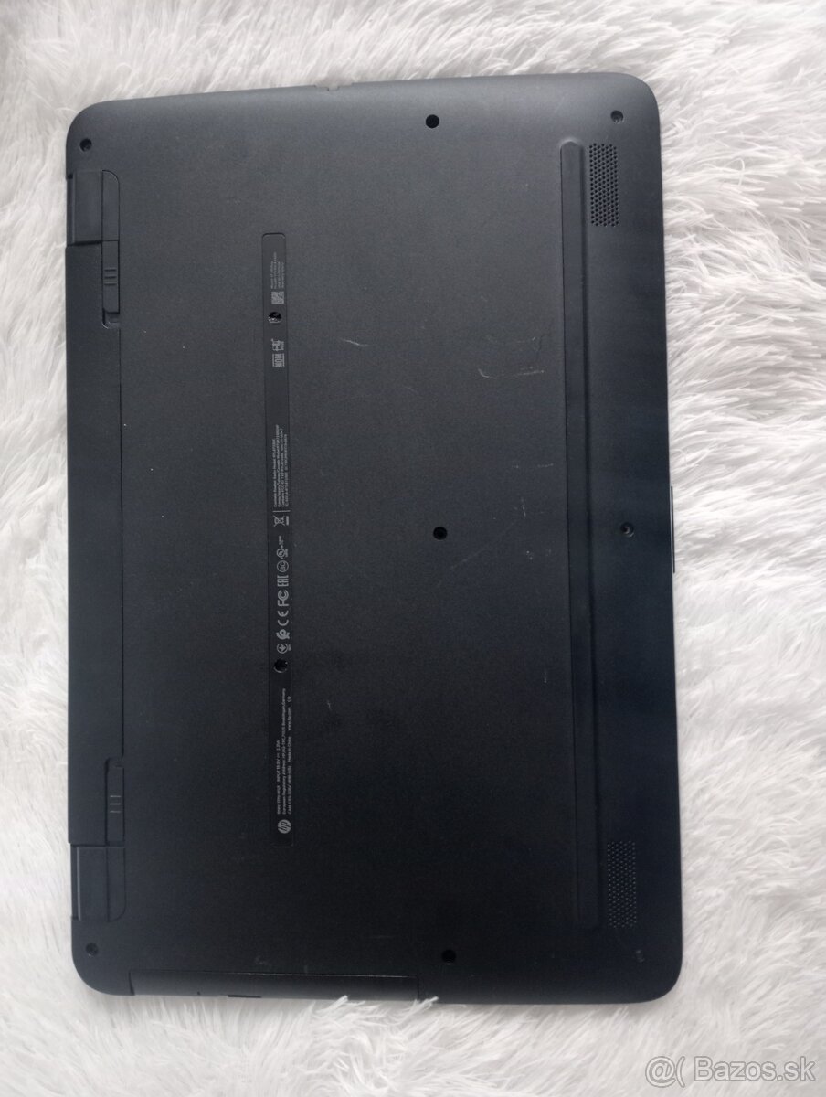 rozpredám na diely funkčný notebook Hp 17 - 4