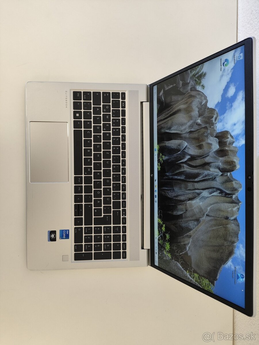HP EliteBook 650 G9 | Intel Core i5 1235U • 16 GB RAM • 256 - 4