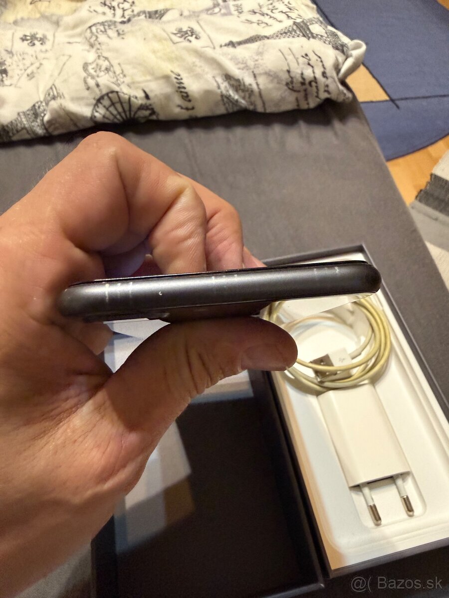 iPhone 8plus 128gb - 4