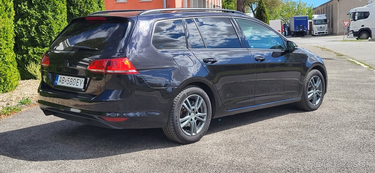 Volkswagen Golf 1,6TDI variant Blackedition 2013 - 4
