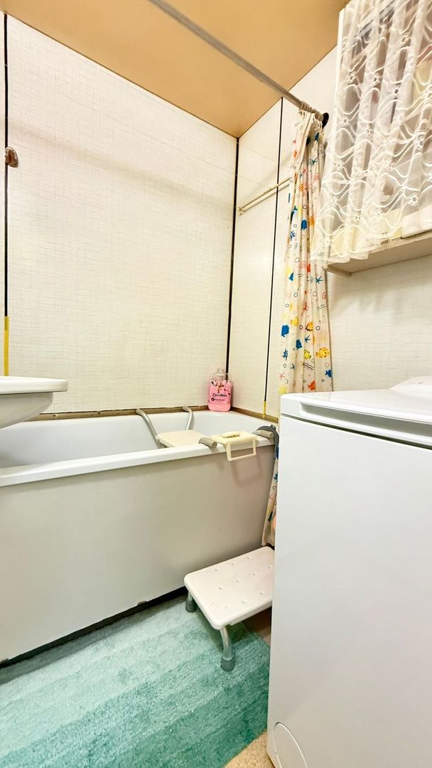 JAZERO - LADOŽSKÁ 2 IZBOVÝ BYT 49 M2, VÝBORNÝ STAV. - 4