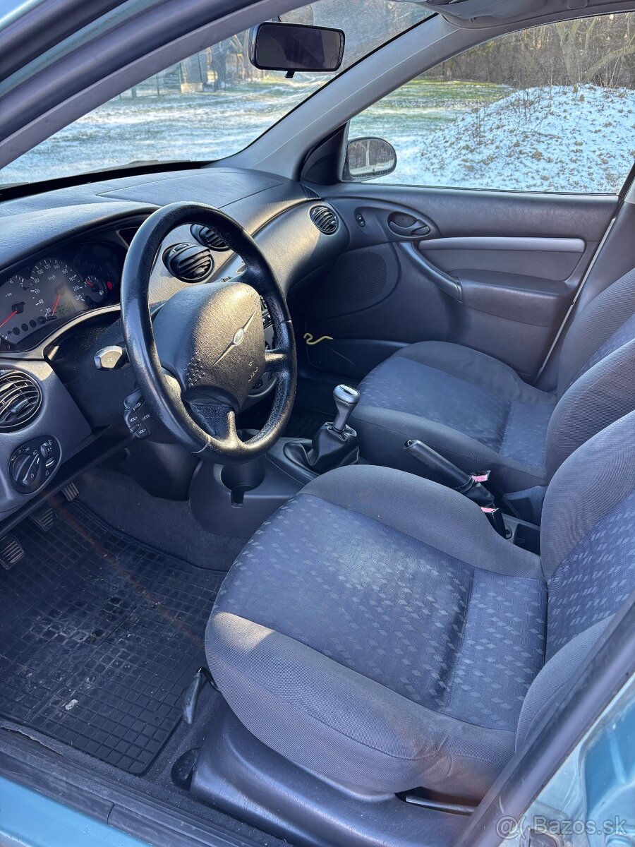 Ford Focus - 4