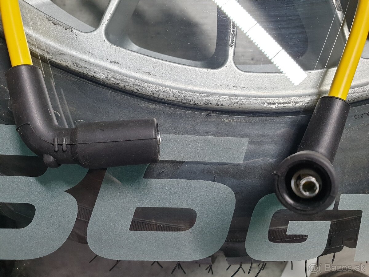 V8 - Sviečkové káble - 4