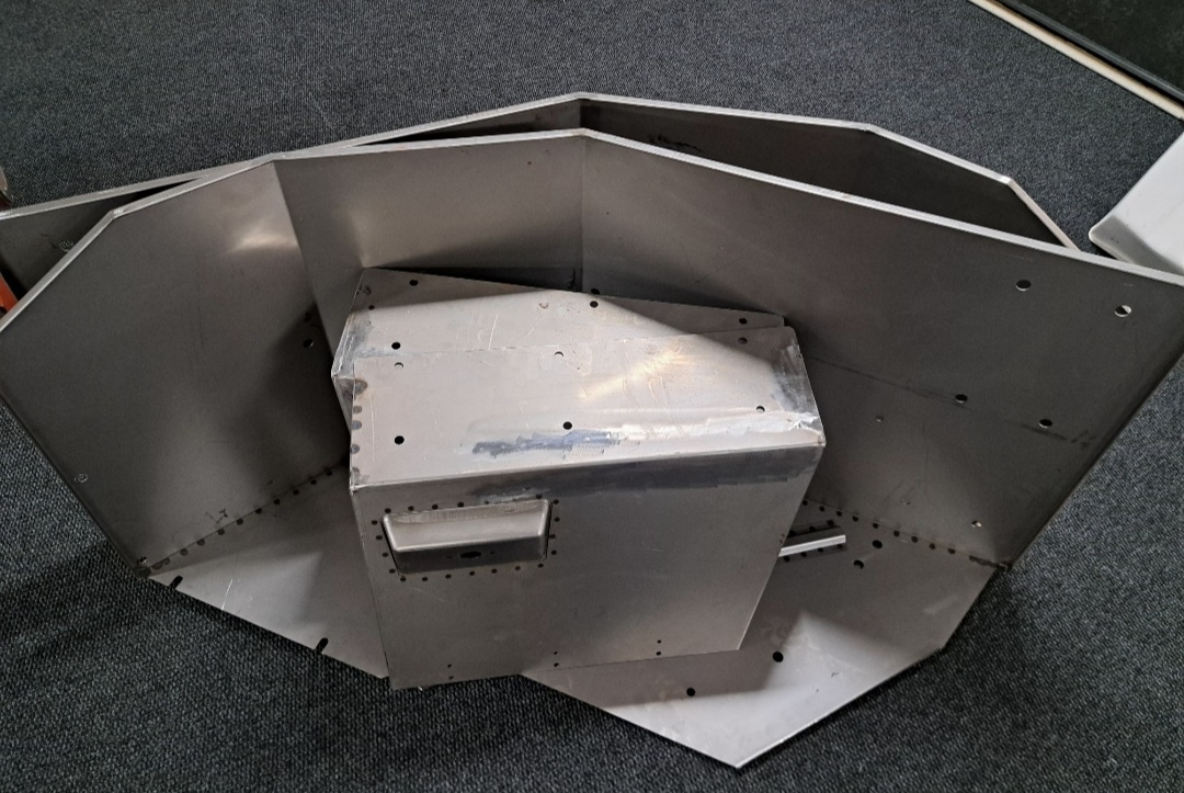 PREDAM ZADNE BLATNIKY TRAKTOR ZETOR - 4