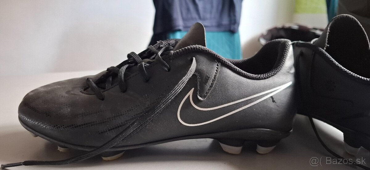Predám kopačky NIKE PHANTOM GX II 38,5 - 4