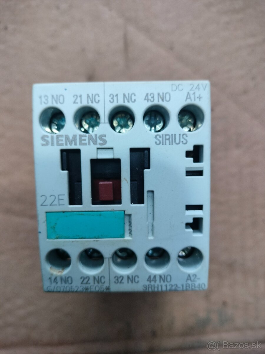 STYKAČ SIEMENS a ABB cena 4 euro - 4