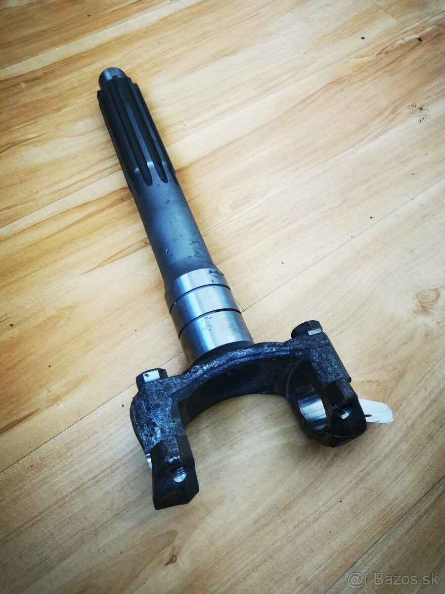 Hriadeľ spojky Tatra 148 - 4