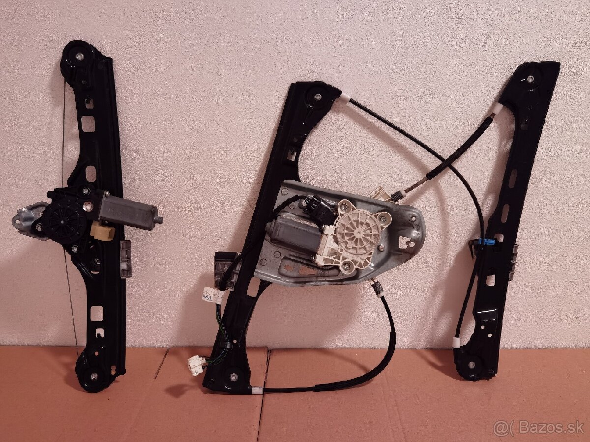 Mercedes C W203 okná Avantgarde pravá strana - 4