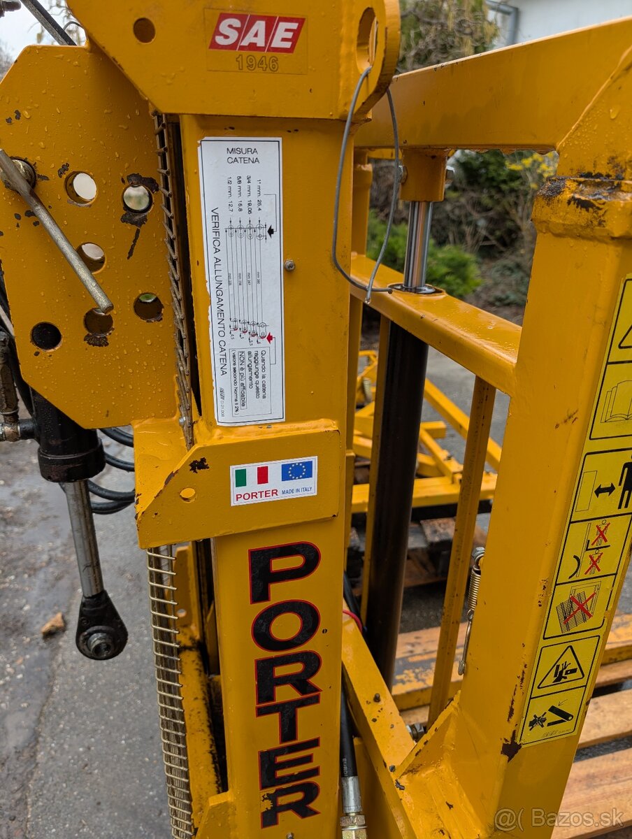 Predám paletizačné vidly za traktor - 4