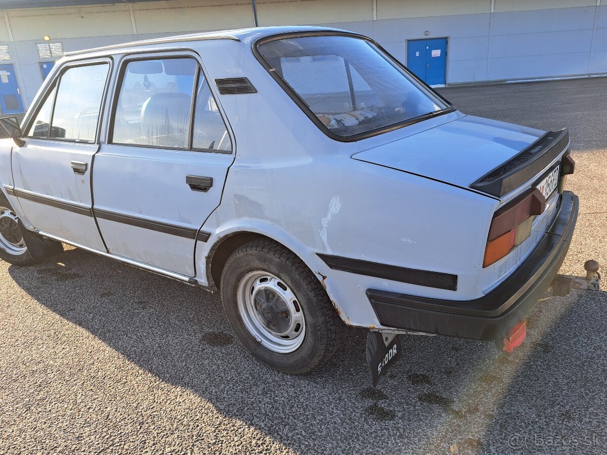 Škoda 120 - 4