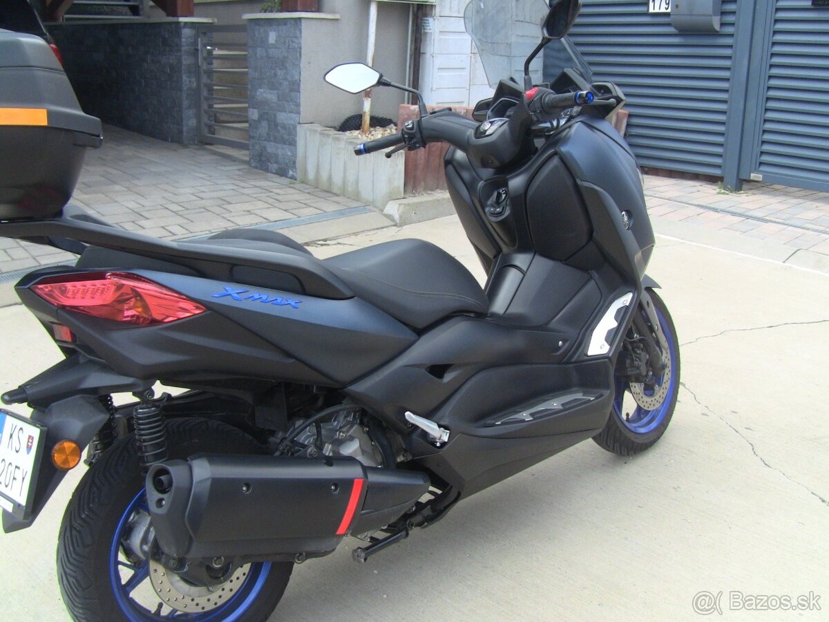 YAMAHA X-MAX 300 - 4