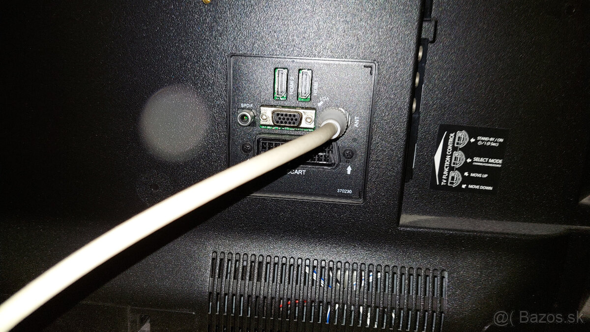 Televízor ORAVA LT 823 LED F82B - 4