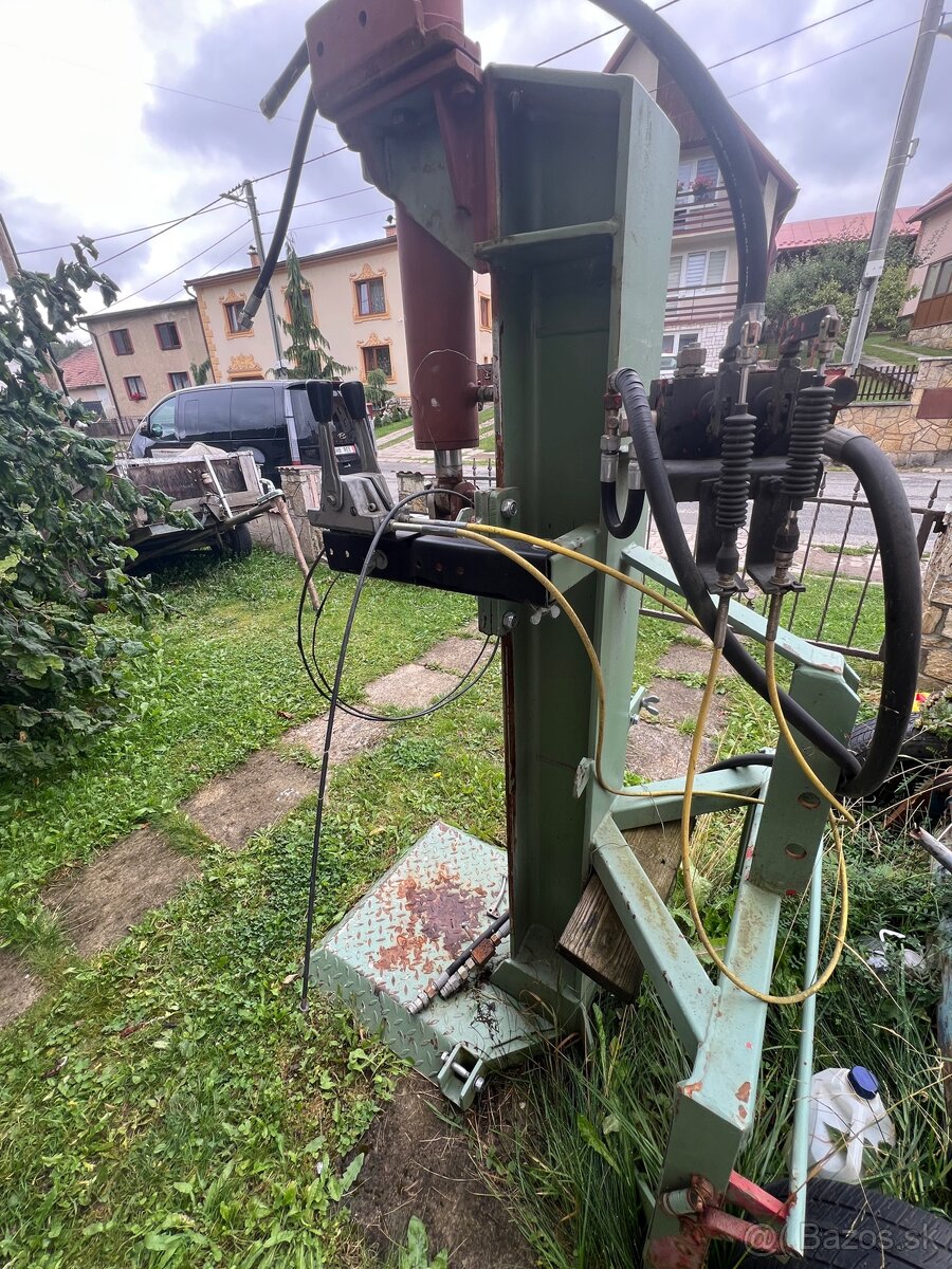 Stiepacka na drevo za traktor plne funkčná - 4