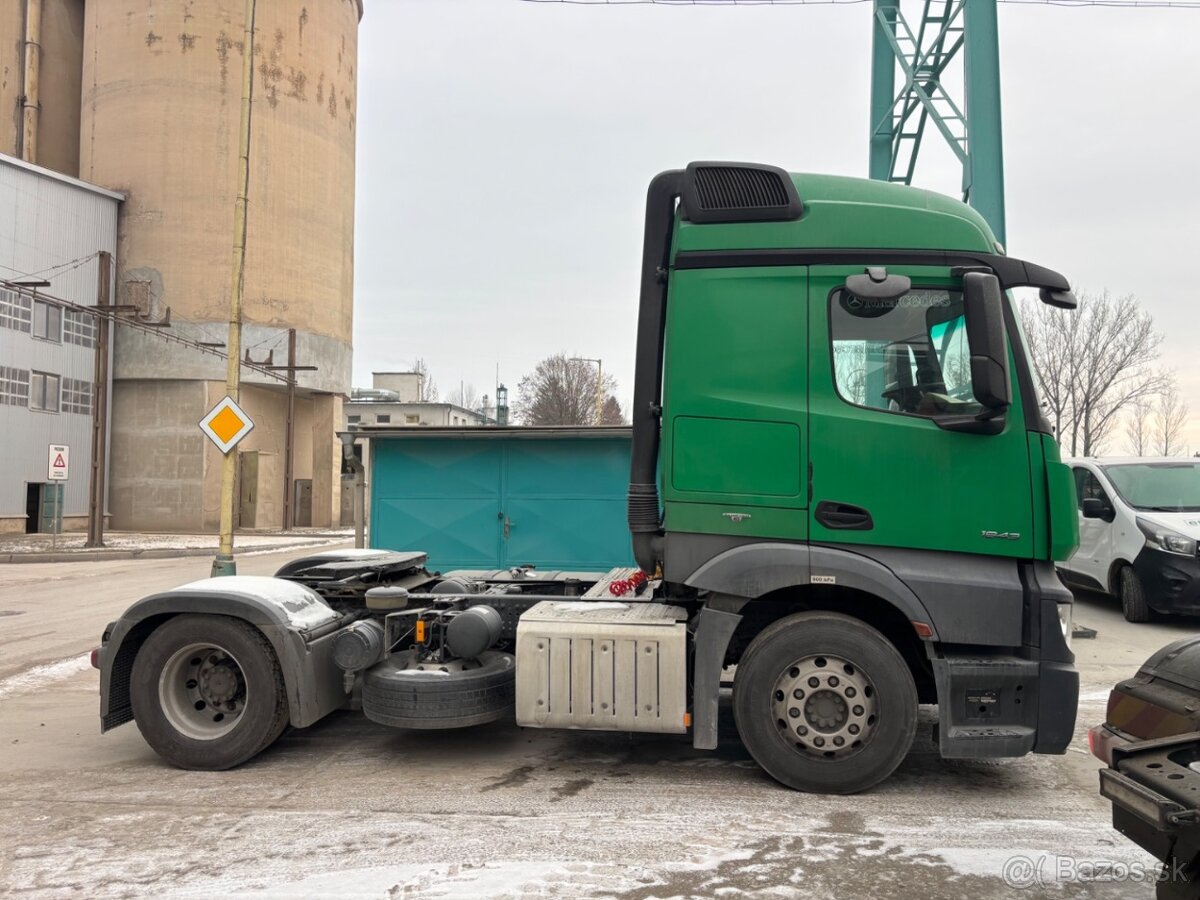 MERCEDES-BENZ ACTROS 1843 - 4