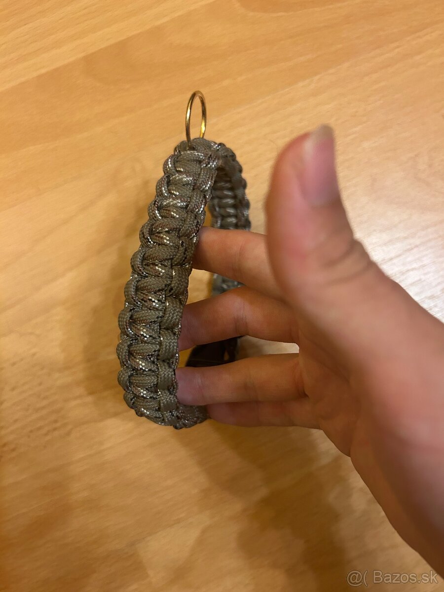 Paracordový náramok a prívesok - 4