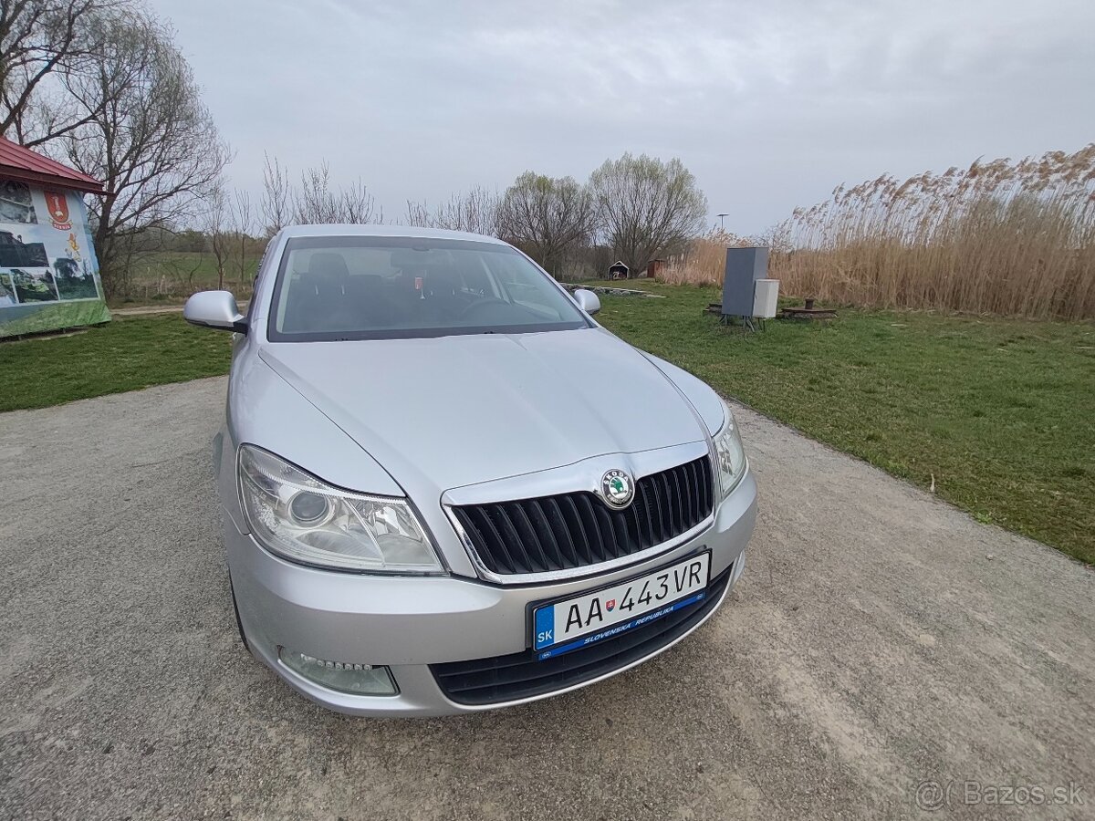 ŠKODA OCTAVIA COMBI FACELIFT 2,0 103 kW Common Rail - 4