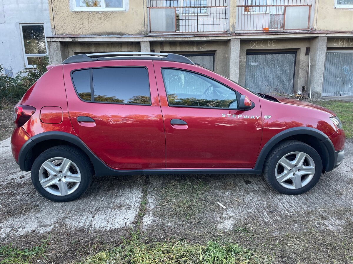 Dacia Sandero Stepway 0.9 TCe 66kw SK auto - 4