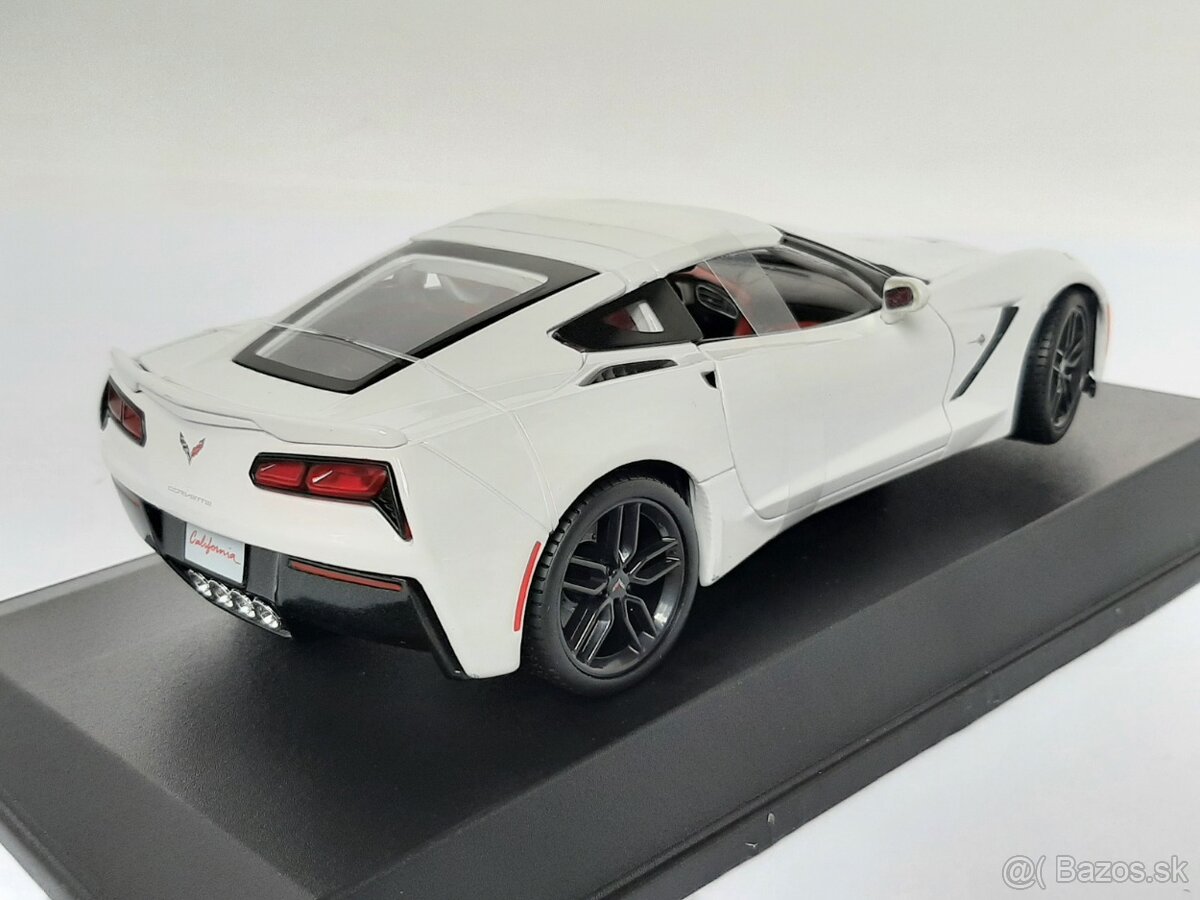 1:18 - Chevrolet Corvette Stingray C7 / C8 - Maisto - 1:18 - 4