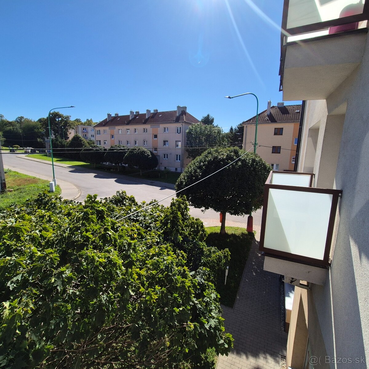 REZERVOVANÉ - TIMA Real ponúka na predaj 2-izbový byt - 4