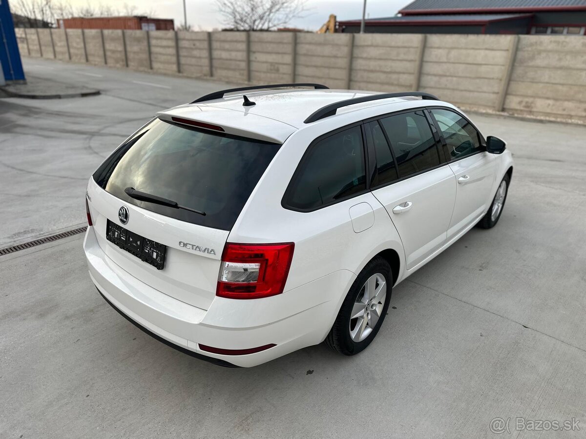 Škoda Octavia Combi 2.0 TDI DSG - 4