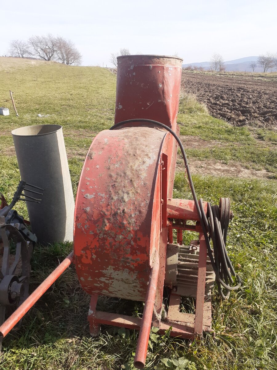 Fukar na seno žralok - 4