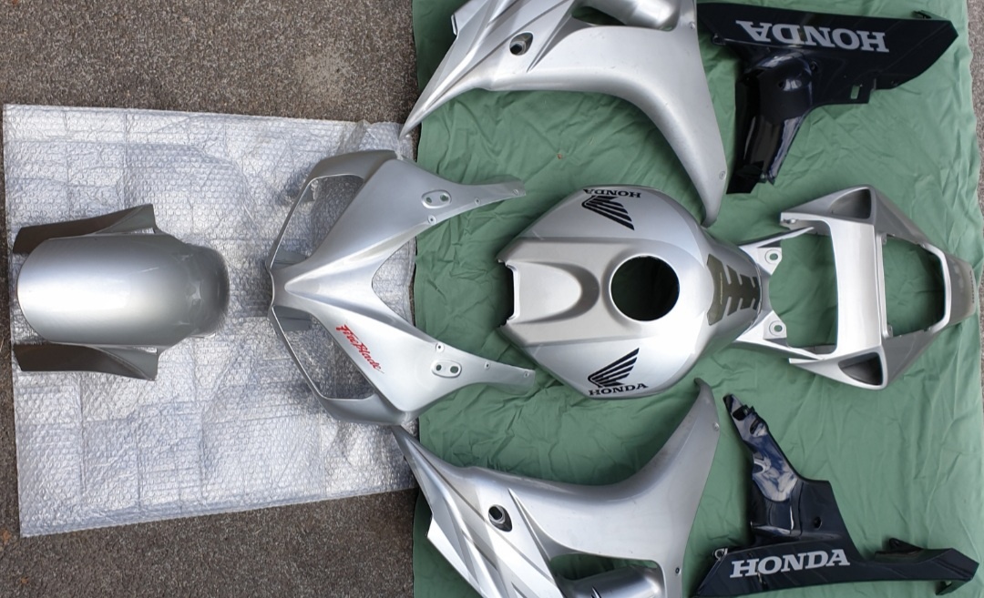 Plasty kapoty cbr - 4