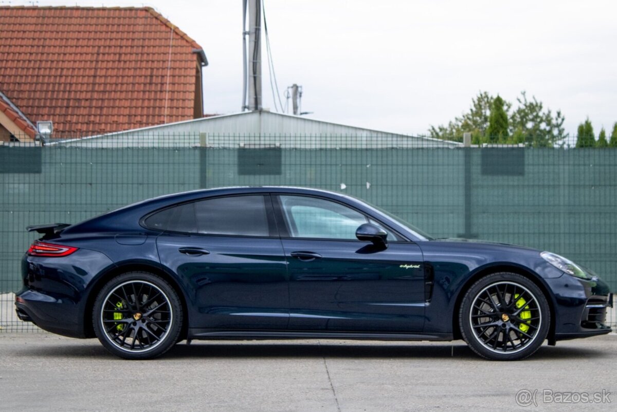 Porsche Panamera 4 E-Hybrid 4x4 A/T - 4