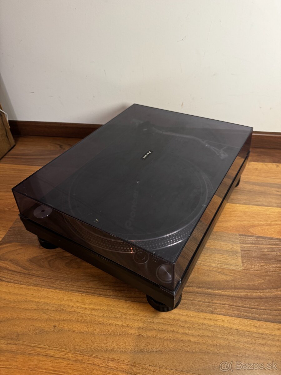 Predám Pioneer PLX-1000 - 4