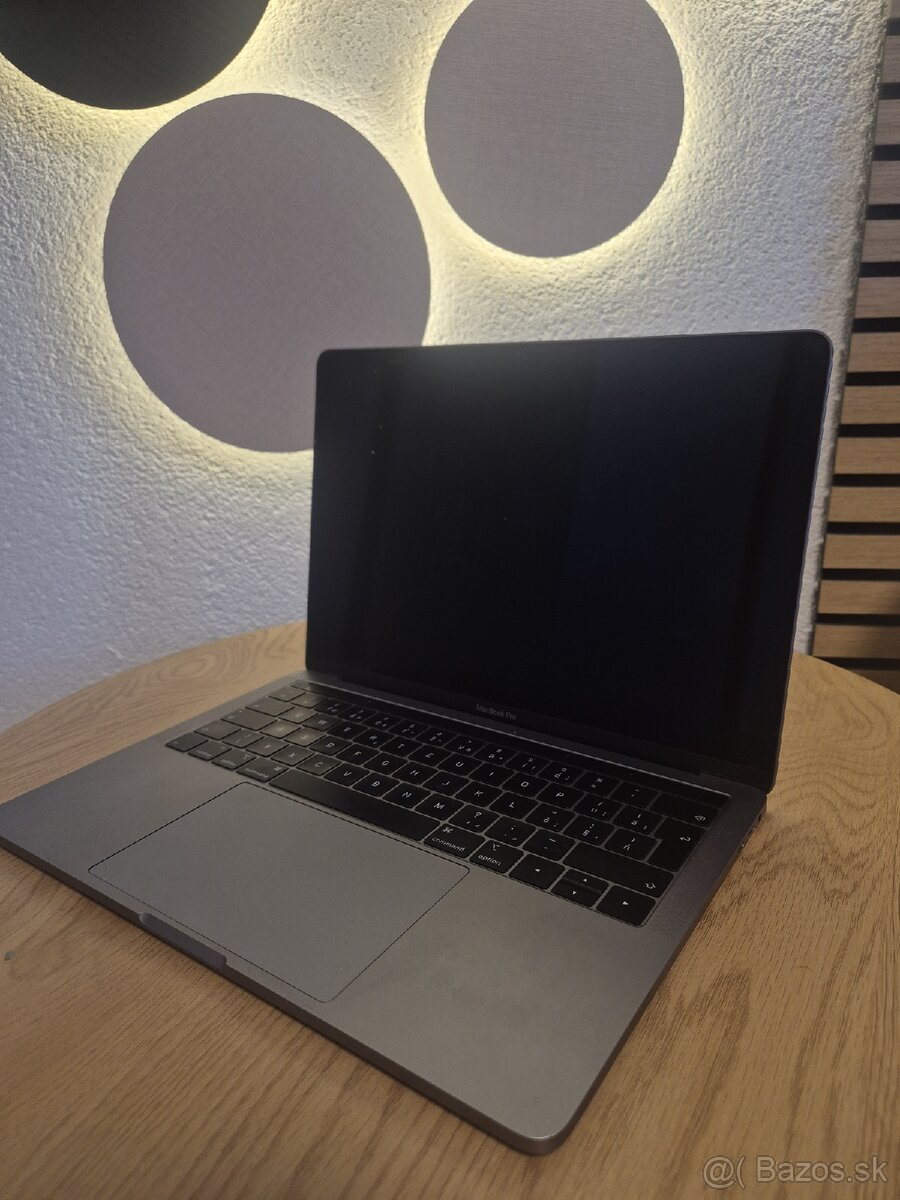Predam vymenim macbook pro 13`3 touchbar - 4