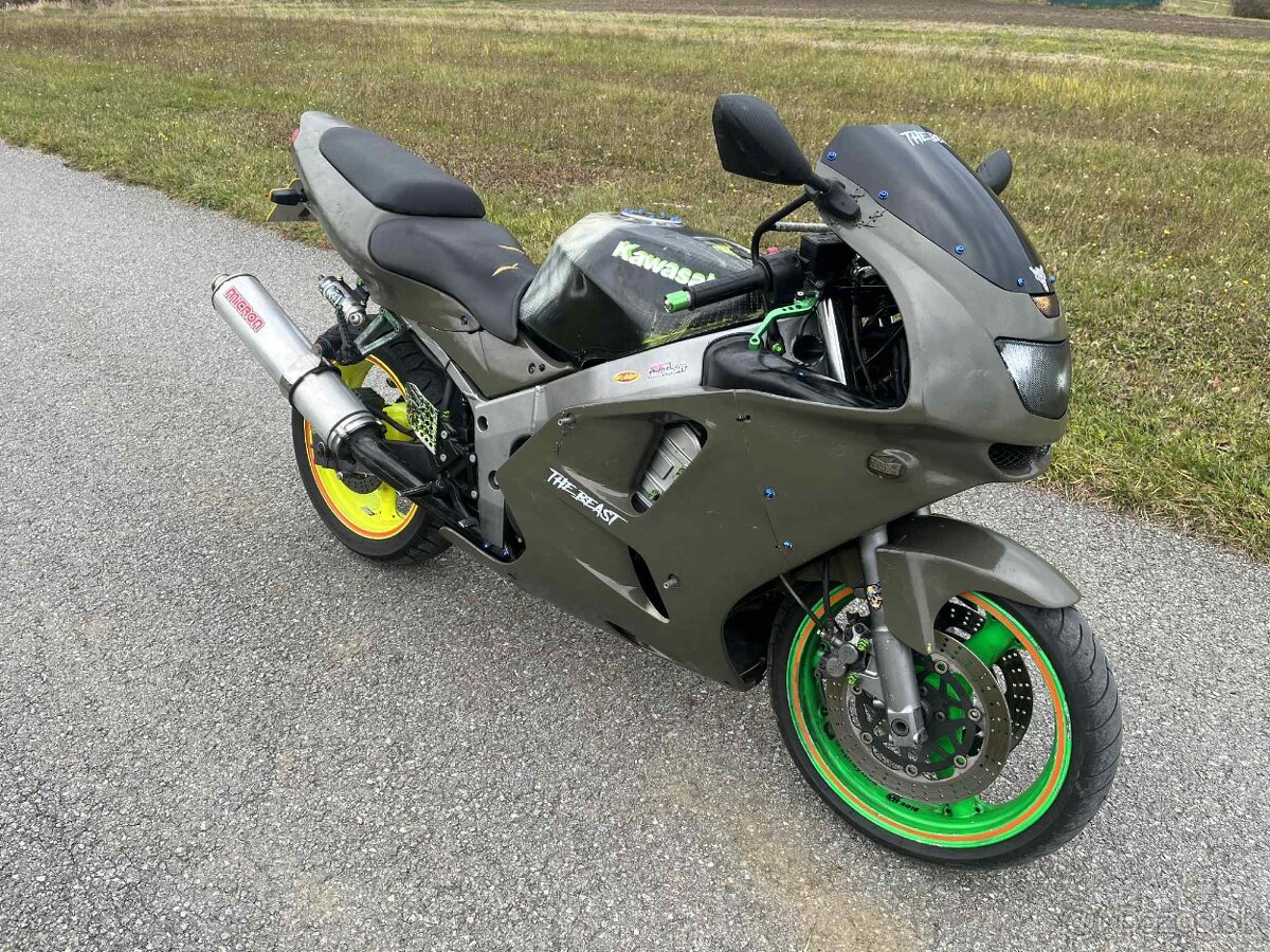 Kawasaki ZX-6R - 4