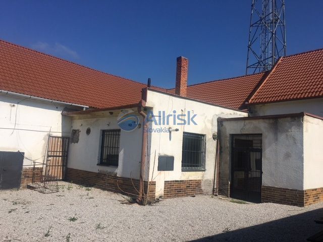 Výhodná cena Objekt vhodný na pohostinstvo, obchod alebo i - 4