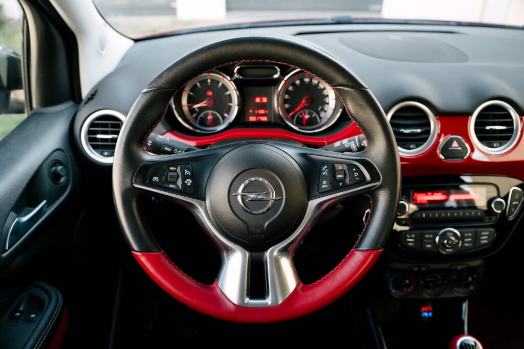 Opel Adam 1.4 Twinport Ecotec 100k - 4