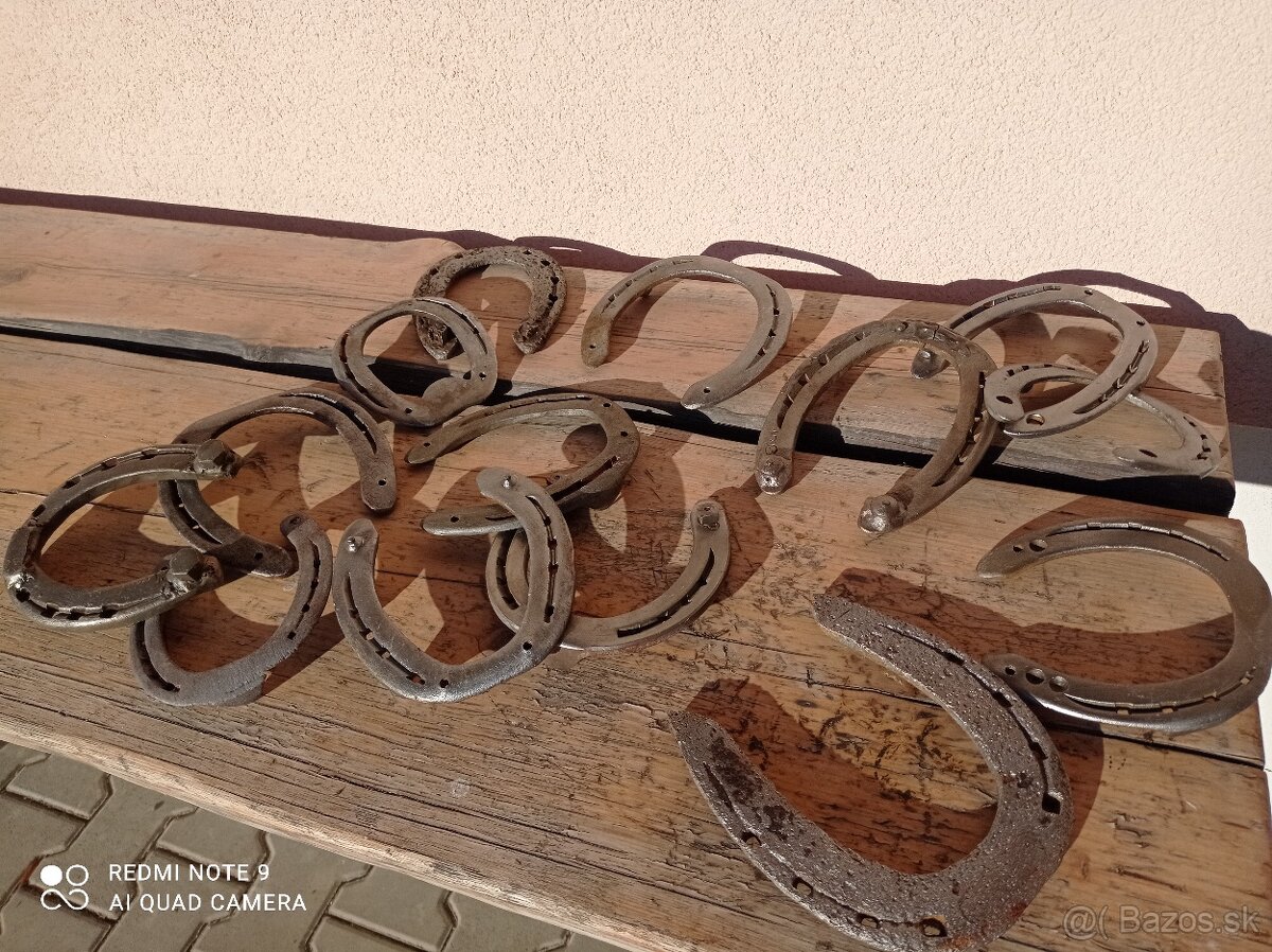 Starozitne kovane konske podkovy - 4