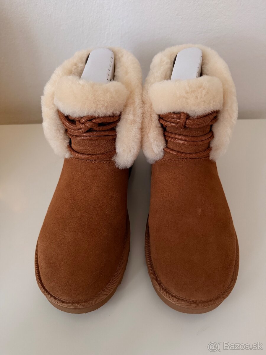 Classic Mini Posy Boot, UGG - 4