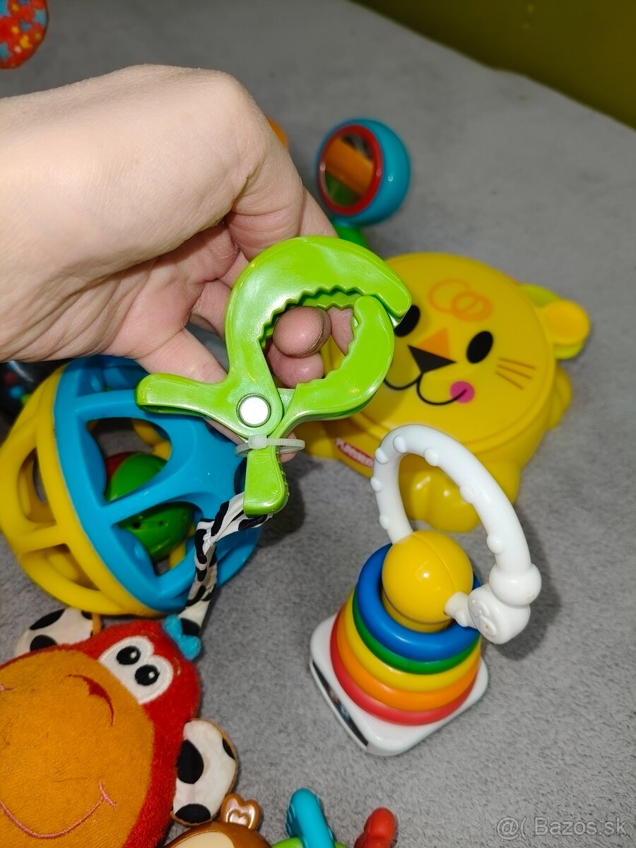 Mix hračiek pre babatka - 4