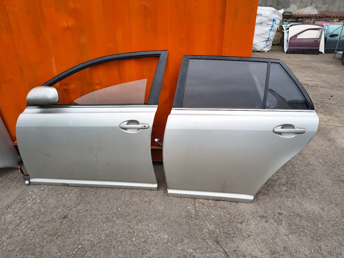 Toyota Avensis combi - 4