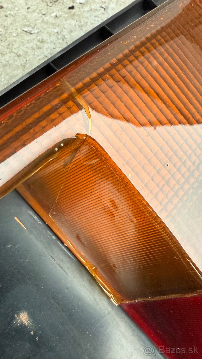 Zadný svetelný panel (heckblende) Audi 90 B2 - 4