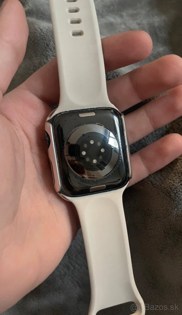 Apple Watch Series 6 (40mm) - 4