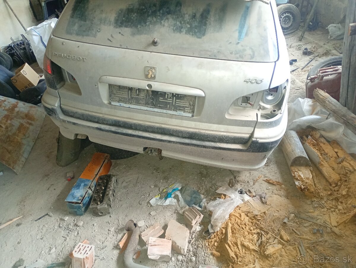 Rozpredám Peugeot 406 kombi - 4