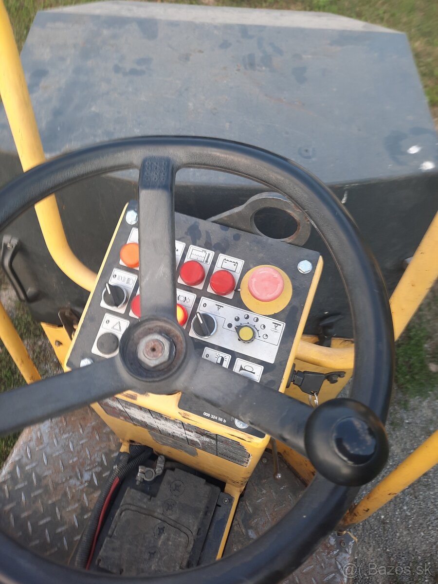 Valec bomag - 4