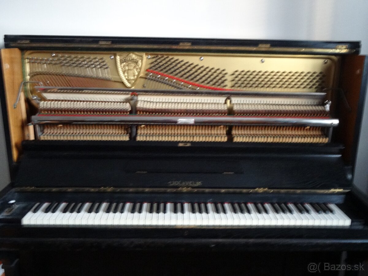 Klavír - pianino - 4