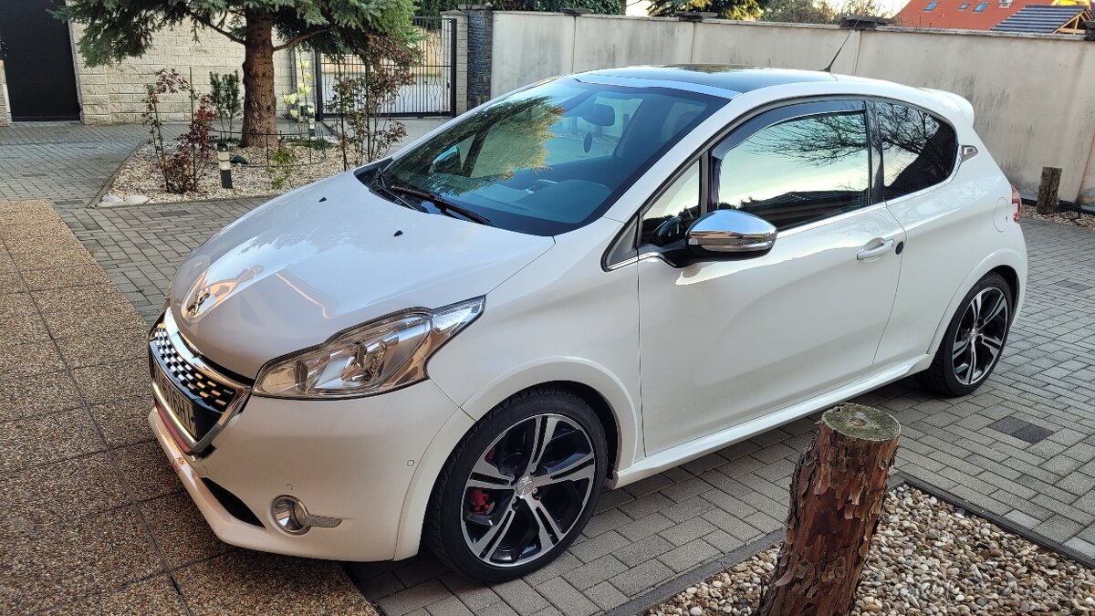 Peugeot 208 GTi ( 200 PS ) - 4