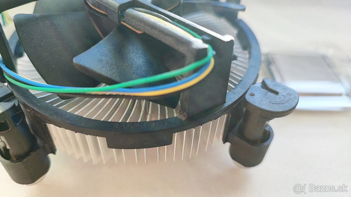 Procesor Intel i5-4570 s chladičom - 4