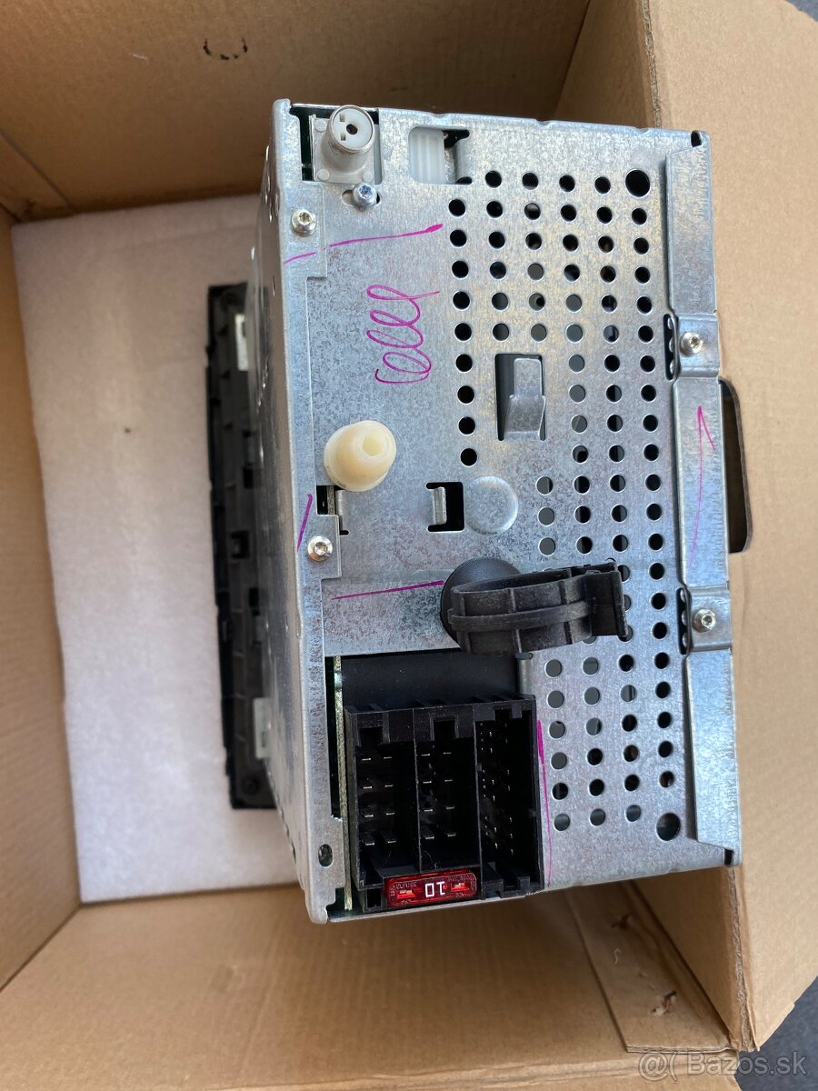 Predám radio do autá Fiat Brava - 4