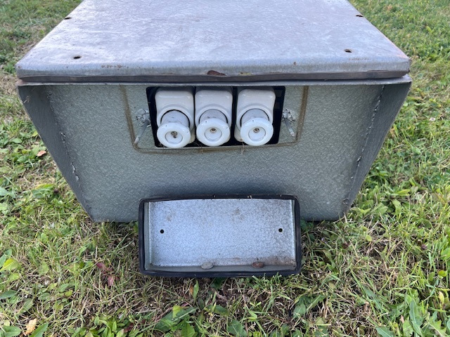 Skriňa oceľová, elektrický rozvádzač - 4